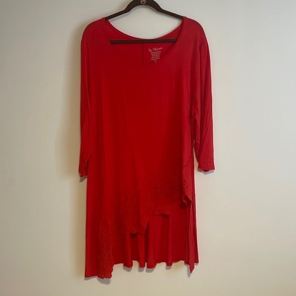Chicos Jersey Knit Top 3 Tunic High Low Red 3/4 Sleeve Red Eyelet Long Casual - Picture 1 of 8